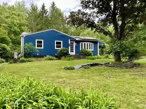947 Burts Pit Rd, Northampton, MA 01062 photo 4
