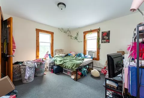 Bedroom - 8 Everett St, Somerville, MA 02143 photo 2 of 11