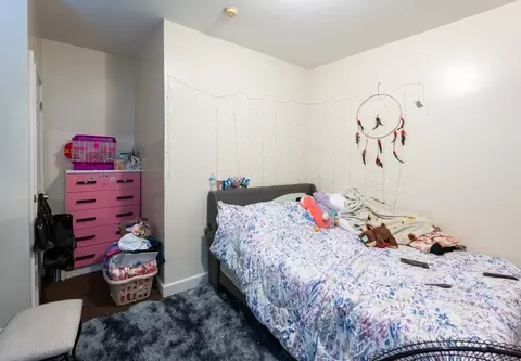 Bedroom - 8 Everett St, Somerville, MA 02143 photo 5 of 11