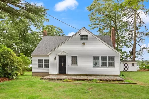 39 Faye Ave, Middleboro, MA 02346