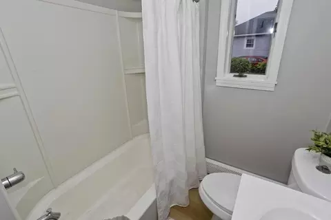 372 El Paso St, Springfield, MA 01104 photo 19