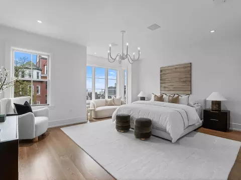 565 E Broadway, Boston, MA 02127 photo 11