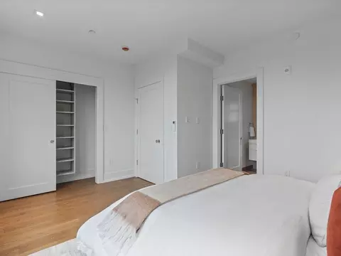 565 E Broadway, Boston, MA 02127 photo 27