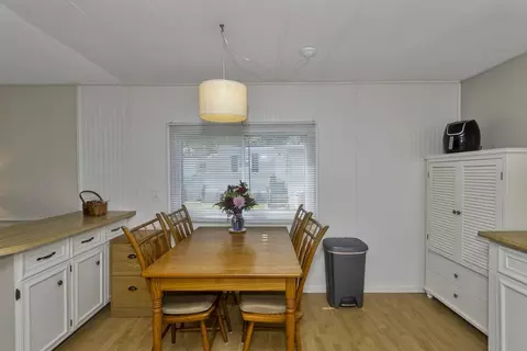 32 Puffin Dr, Chicopee, MA 01020 photo 6