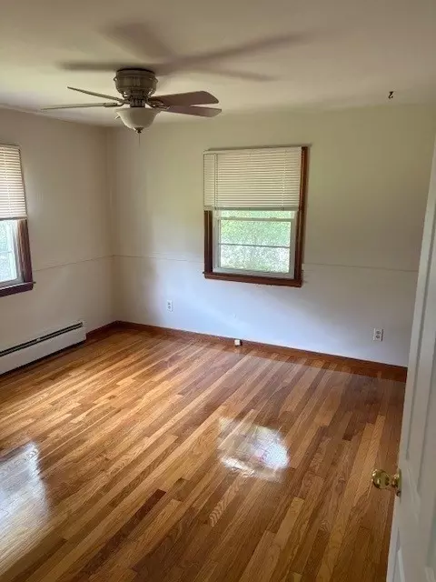 Bedroom - 107 Valley Rd, Springfield, MA 01119 photo 1 of 1
