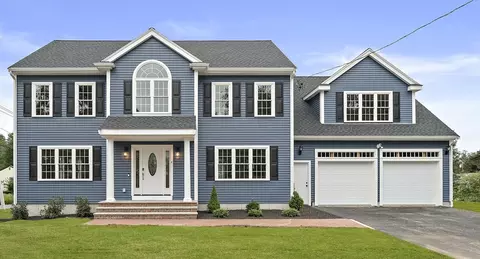 5 Clarendon Cir #LOT 4, Holbrook, MA 02343