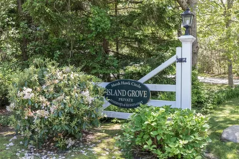 Exterior - 28 Marthas Rd, Edgartown, MA 02539 photo 8 of 8