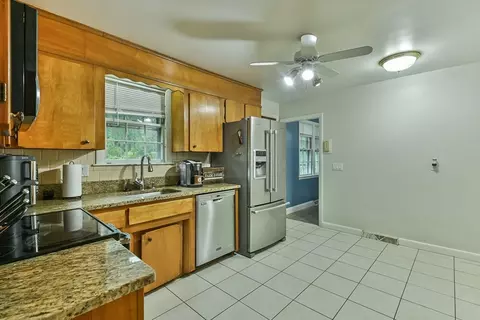 Kitchen - 27 Pine Tree Dr, Worcester, MA 01609 photo 3 of 3