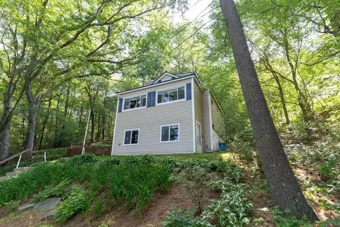 115 Wickaboag Valley Rd, West Brookfield, MA 01585