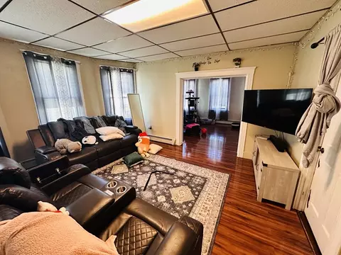 Living - 32 Ames St, Worcester, MA 01604 photo 1 of 2