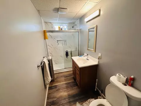 Bath - 32 Ames St, Worcester, MA 01604 photo 2 of 3