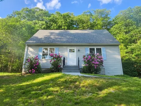 Exterior - 169 Gore Rd, Webster, MA 01570 photo 2 of 5