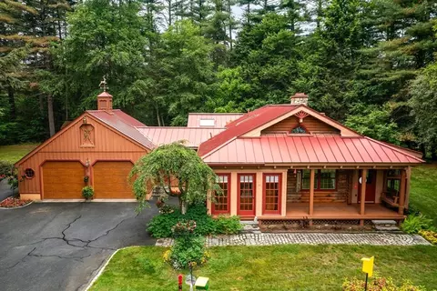 7 Hawthorne Dr, Southampton, MA 01073