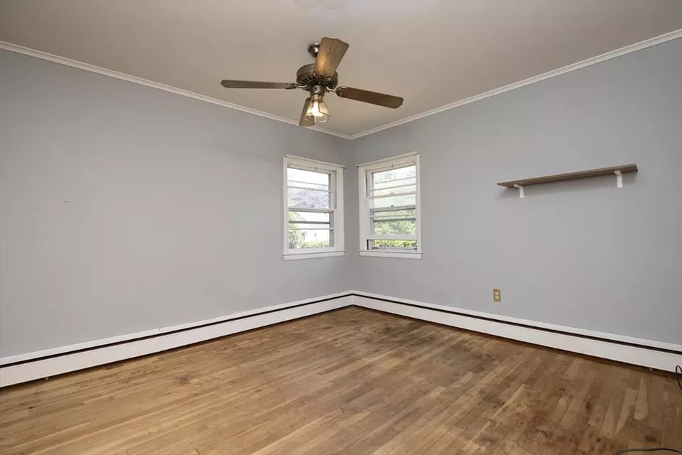 Bedroom - 49 Farmfield St, Fairhaven, MA 02719 photo 3 of 6