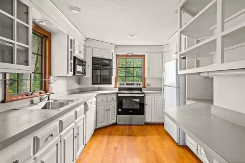 29 Picard Cir, Easthampton, MA 01027 photo 19