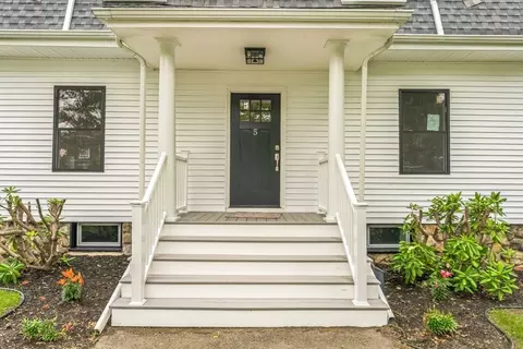 Exterior - 5 Winthrop Ave, Marblehead, MA 01945 photo 2 of 2