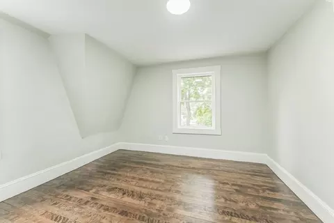 Bedroom - 5 Winthrop Ave, Marblehead, MA 01945 photo 4 of 5