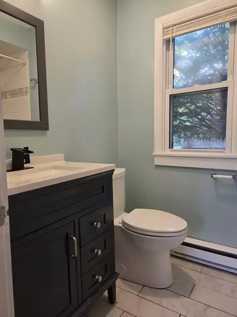28 Hartley St, Springfield, MA 01104 photo 13