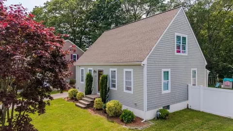 Exterior - 217 Hathaway Commons Rd, Fall River, MA 02720 photo 6 of 6