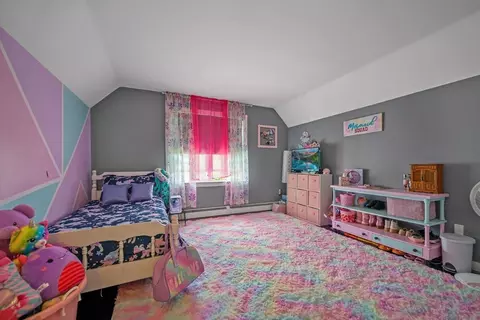 Bedroom - 217 Hathaway Commons Rd, Fall River, MA 02720 photo 5 of 7