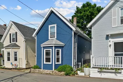 28 Mechanic St, Beverly, MA 01915