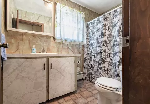1244 Globe St, Fall River, MA 02724 photo 15