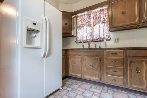1244 Globe St, Fall River, MA 02724 photo 14