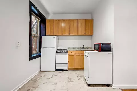 11 Unity St #4, Boston, MA 02113