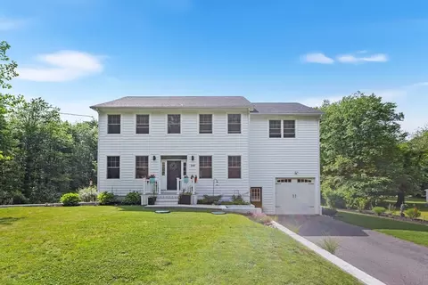 244 Prospect St, Easton, MA 02375