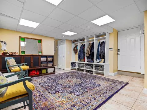 90 Burr Dr, Needham, MA 02492 photo 32