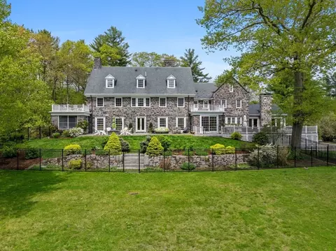 90 Burr Dr, Needham, MA 02492 photo 38