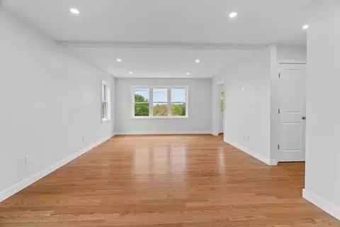 17 Upland Rd, Lynn, MA 01902 photo 11
