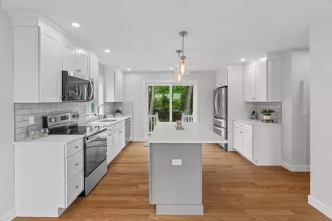 17 Upland Rd, Lynn, MA 01902 photo 6