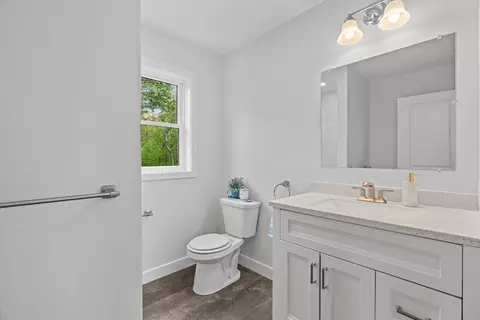 17 Upland Rd, Lynn, MA 01902 photo 17