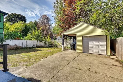 44 Georgetown St, Springfield, MA 01104 photo 23