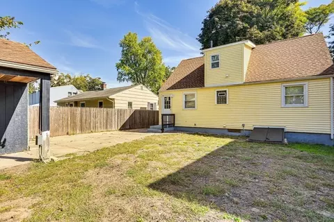 44 Georgetown St, Springfield, MA 01104 photo 22