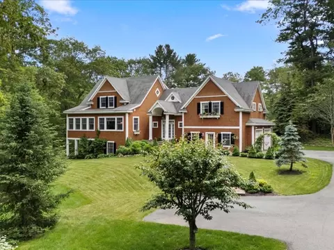 35 Forster Rd, Manchester, MA 01944