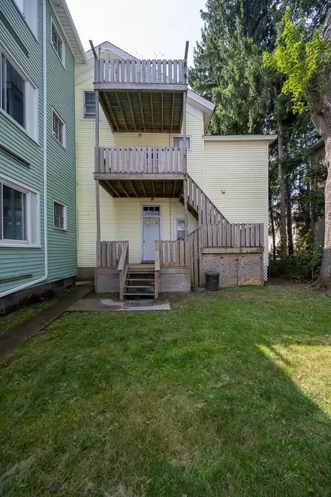 Exterior - 9-11 Dover St, Worcester, MA 01609 photo 4 of 7