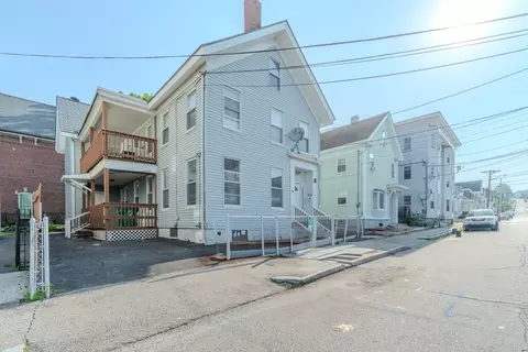36 3rd St, Lowell, MA 01850