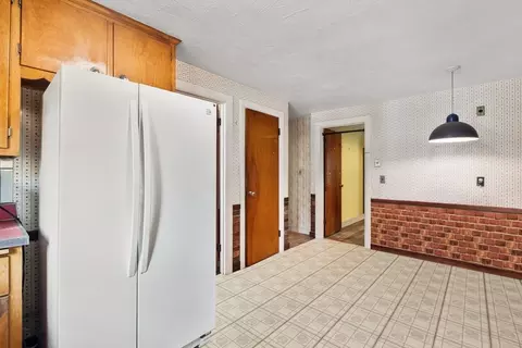 Entry Way - 258 Kendrick St, Needham, MA 02492 photo 1 of 3