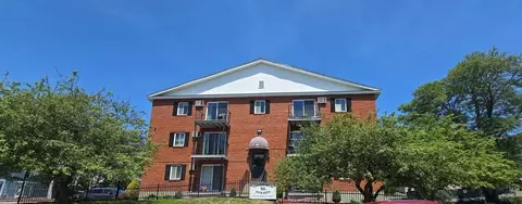 56 Edgeworth St #14, Worcester, MA 01605