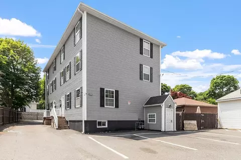 483 Central St #B, Saugus, MA 01906