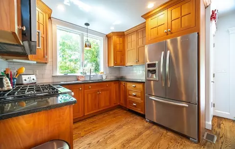 79 Henderson St, Needham, MA 02492 photo 11