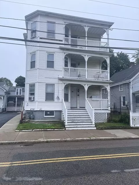 26 Pine St # A, Attleboro, MA 02703