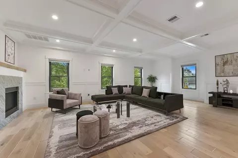 126 Central St #2, Somerville, MA 02145