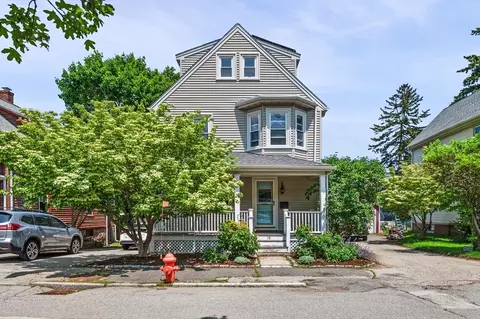 16 Desmond Ave, Manchester, MA 01944