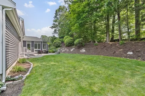 3 Heritage Ln, Canton, MA 02021 photo 28