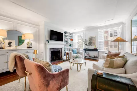 97 Mount Vernon St #21, Boston, MA 02108