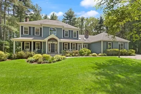 51 Fox Run Rd, Sudbury, MA 01776
