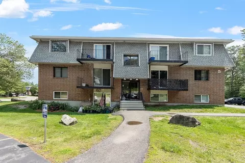 176 Maple Ave #5-5, Rutland, MA 01543